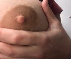 come get sum wet tight pussy💦😩 - Image 3