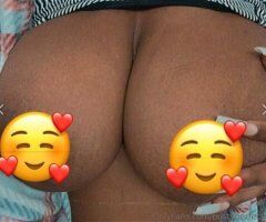 busty beauty ❤🤑😱😱😱 TRIPLE D's - Image 5