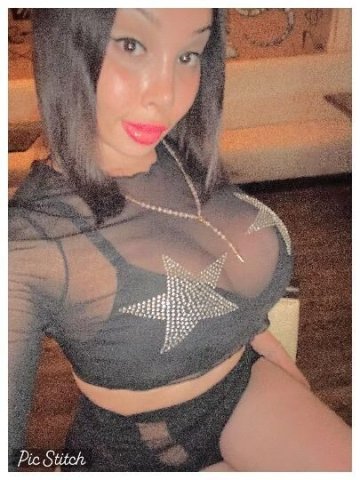 party n play busty Bomshell - 1