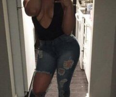 Exotic Hottie 😜 💦 - Image 2