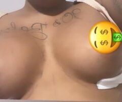 Dubuque escorts - NEW TITTIES Nut on me hotel/your house/your car 🗣🥰🍆🤑 NOTHING CHEAP
