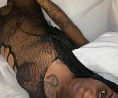 Youngstown escorts - CLUB TSUNAMI 💦🌊