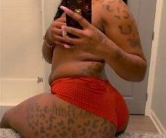 My throat is therapeutic 💆and my kitty is a geyser 🌊 come play and enjoy me🫦 Last Night Here - Image 2