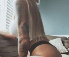 Medford escorts - 🤫Can i be your sneaky link😝 $punky, kinky, bootyful🍑come play papi😝