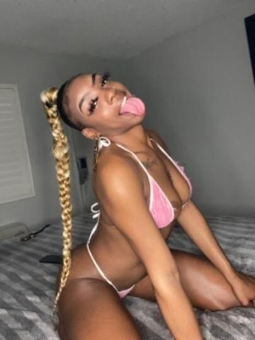 Afternoon Special😘😇 Outcall or Car Fun 🫢 - 1