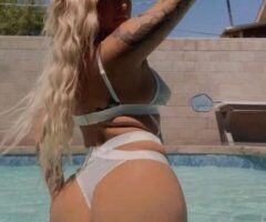 Portland escorts - New In Town✈ UPSCALE CURVY LATINA🏆