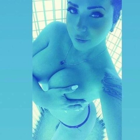🥛🥛🥛 PLEASER & CREAMER 🍦🍦🧁🍰🍨 TRY BOTH OF US DEERFIELD - 1