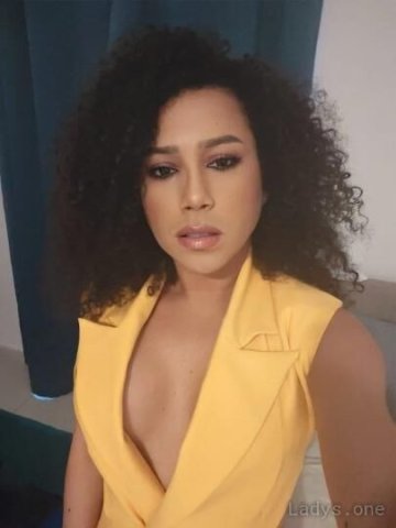 SEXY MAMI👉🏼👌🏼👅3:15 PMI see: Men only - 1