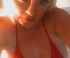 Blonde Bombshell - Image 2