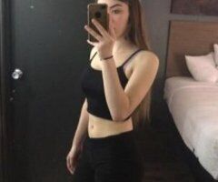 Roanoke escorts - Petite & Sexy😍