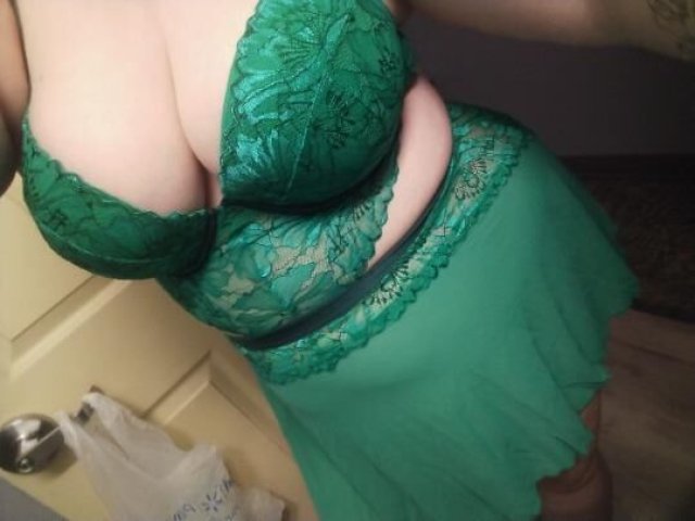 come get this white 🤍 😋 🍰 cake today - 1