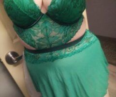 come get this white 🤍 😋 🍰 cake today - Image 6