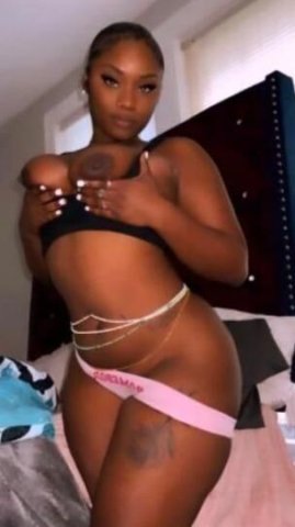 Upscale Pussy Giving Slutty Energy 🤤🤑😘 - 1