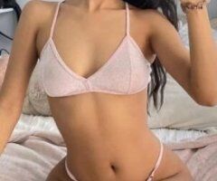 Rochester escorts - Pretty Petite , Come Turn Me Into A Freak