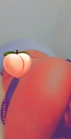 Thick Wet N Wild 💦🍑🤑 - 1