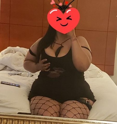🍑Curvy latina here to play! - 1