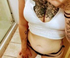 Mohave County escorts - a desperate vulnerable woman in need of some help