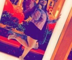 South Jersey escorts - Sexy Curvy HOTTIE ready to rock your world. HOT CRAZY FUN