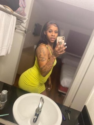 eerly morning Deals outcalls 💦🍑 creamy Dripping wett SQUIRTER 😜 OUTCALL & CARDATE SPECIAL - 1