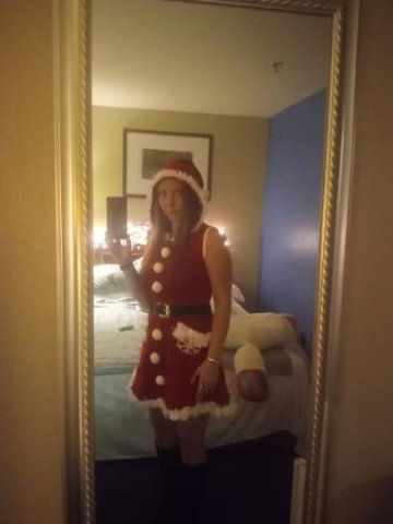 bord and need a playmate come play with me - 1