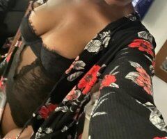 Waterbury escorts - Take a bite out of this Georgia Peach 🍑😘