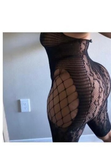hey its kylie i had to make a new page to all my loyal clients 😩💋 - 1