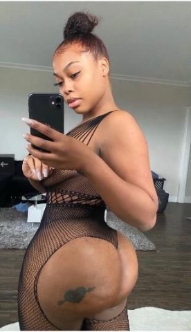 snapchat:sugar40421 SIMPLY Amazing 🤩💦Soft Boobs💦✅💯Real 💯 👅 Sweet Treat💎420 Friendly💕No drama You'll Be Craving For More 💋💎Don’t miss out - 1