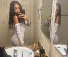 Real Pretty And Petite Treat 💦🍭😍 - Image 6