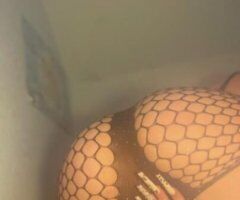 Sexy Sarah ❤ 😘 WET And Ready - Image 5