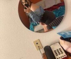 🍭👅Thick Latina Maamii 100% REAL💯💦Throat Goat 💦👅Slippery💦Tight Pussy🐱 - Image 1