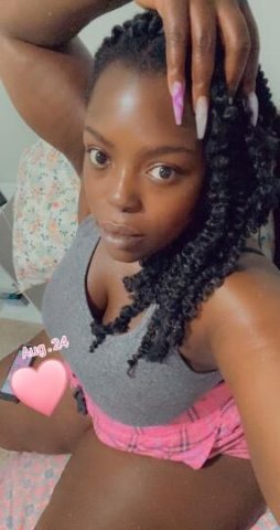 𝓬𝓱𝓸𝓬𝓸𝓵𝓪𝓽𝓮 𝓽𝓻𝓮𝓪𝓽 🅗🅞🅡🅝🅨 ミ★★FETISHQUEEN 420/ Party Friendly - 1
