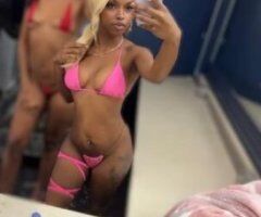 🌟funsize tight wet pussy 🥰 HERE FOR THE WEEKEND! - Image 3