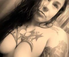 Portland escorts - been looking for a badass chick with a tight pussy & fat ass thats down to please u how ever u want
