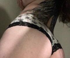 Busty BOMBSHELL Ready To Please! - Image 4