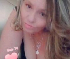 AlVAILABLE RIGHT NOW 😜 BBW mature n experienced MILF w/lots of curves - Image 2