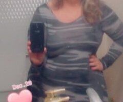 AlVAILABLE RIGHT NOW 😜 BBW mature n experienced MILF w/lots of curves - Image 4