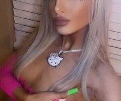 petite blue eyed barbie ready to play 💕💦 - Image 6