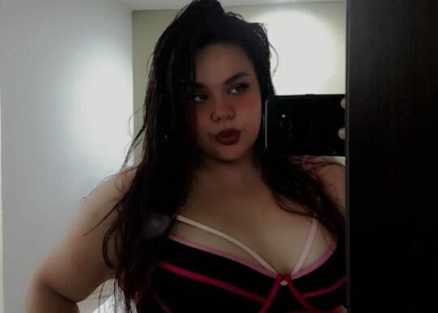Thick latina - 1