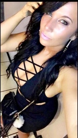 100% Real VIP CMT Green Eyed Hottie~Outcall Only - 1