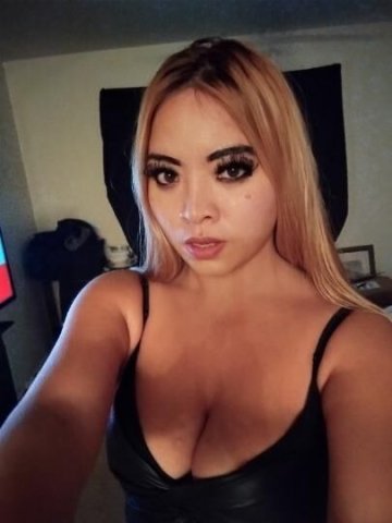 Asian babe - 1