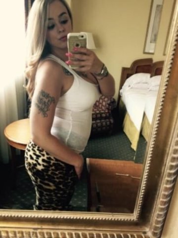 Exotic Bombshell - 1