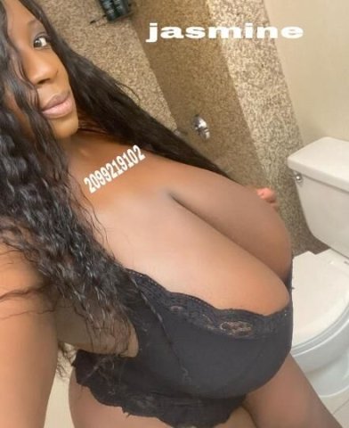 looking for a special treat i got what you need!! catch me while you can!! available now - 1