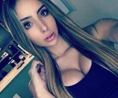 cutie with a booty 🍑 Ready for some fun! - Image 2