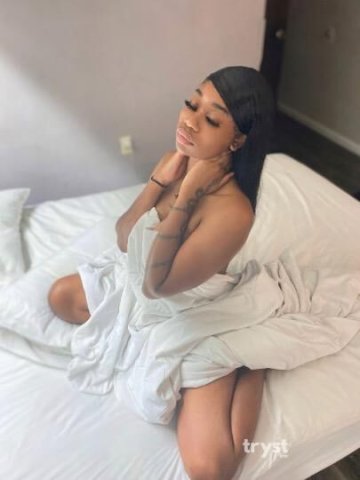 Sexy caramel skinned and slim 🍯🍑 6ft tall ☺ - 1