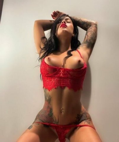affectionate, hot and flirtatious girl ready to fuck you - 1