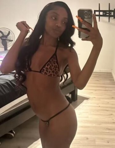 😍SLIM PETITE 🤤FAT BOOTY FREAK 🥰 READY TO MEET ! OUTCALLS AVAILABLE ✅ - 1