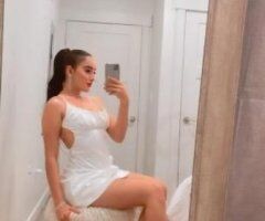Latina girl - Image 8
