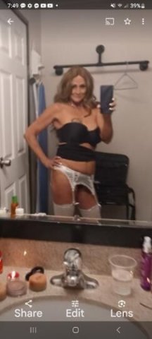 S. Hey yall I will be in showlow tonight onlyo they say, that country girls do it. better - 1