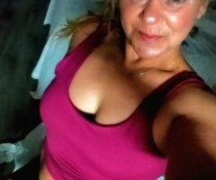 Mature and well experienced sexy woman hot and hready to please u beyond your wildest dreams - Image 7