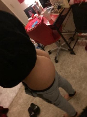 looking to give someone a good time😘 - 1